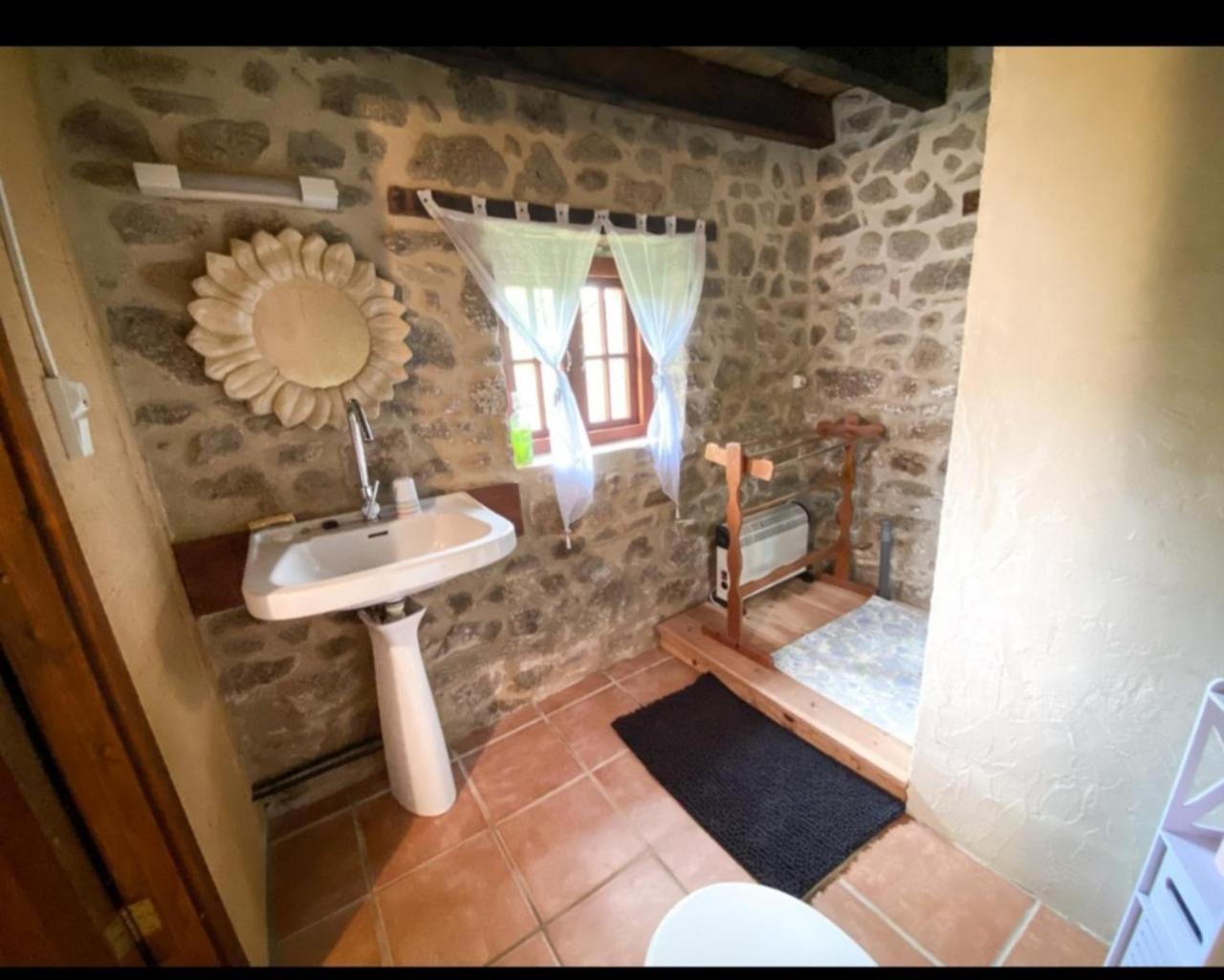 Gite Le Onze Beauval Saint-Dizier-Leyrenne Luaran gambar